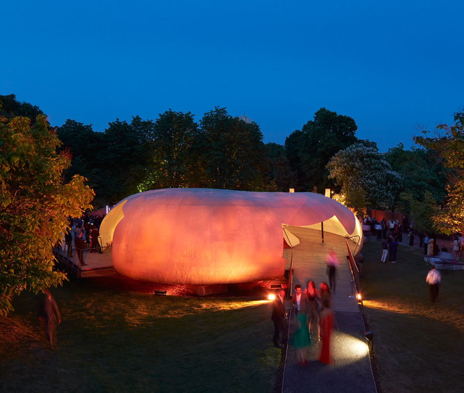 smiljan radic\'s serpentine pavilion photographed by hufton + crow designboom