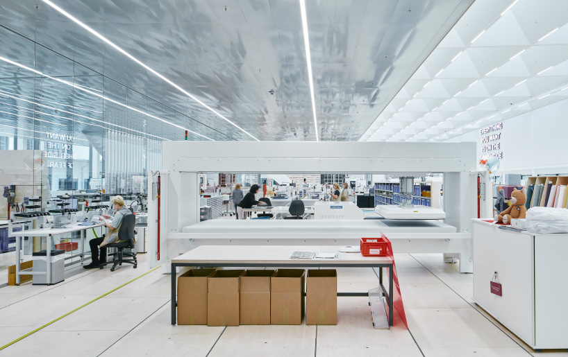 snohetta swarovski manufaktur crystal atelier wattens austria designboom