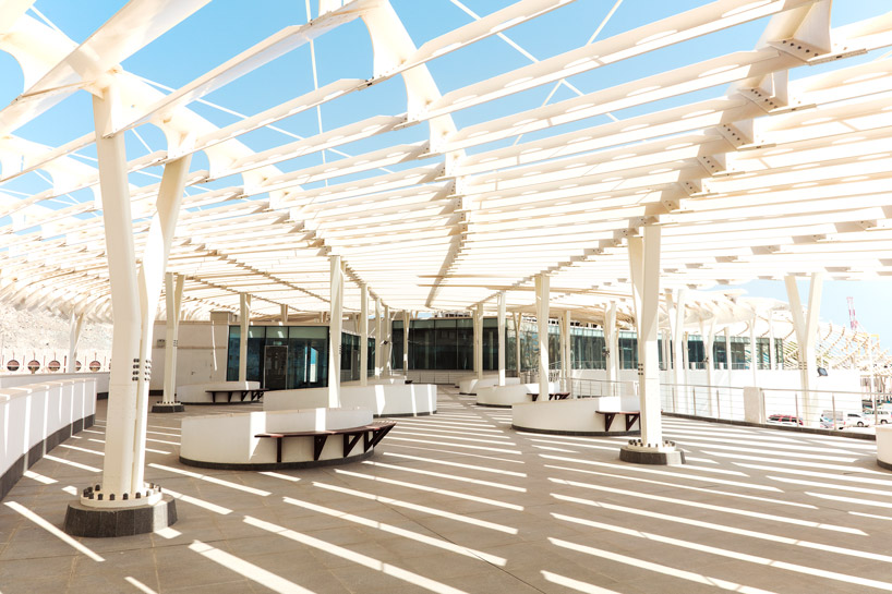 snohetta-mutrah-fish-market-designboom-19