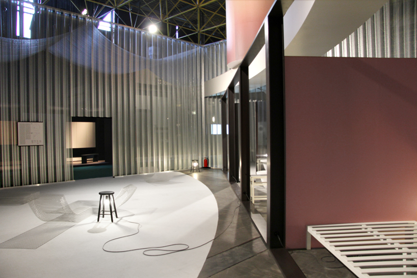biennale-interieur-2016-silver-lining-interiors-solo-house-office-kgdvs-designboom-002