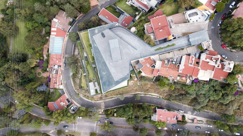 sordo madaleno arquitectos alcazar de toledo residences mexico city designboom