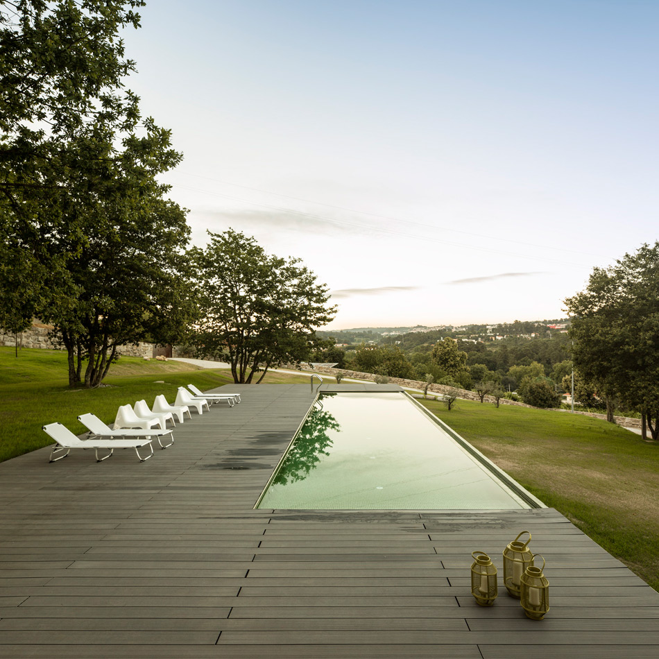 spaceworkers sambade house designboom