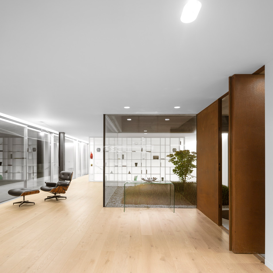 spaceworkers sambade house designboom