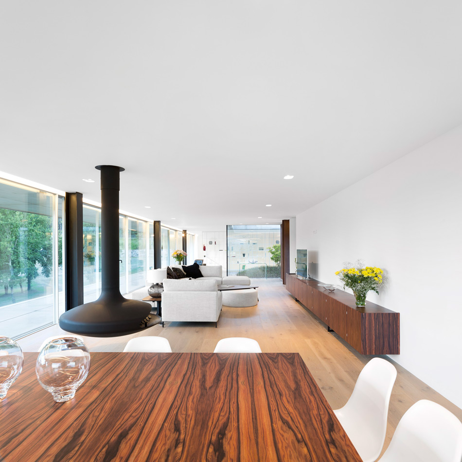 spaceworkers sambade house designboom