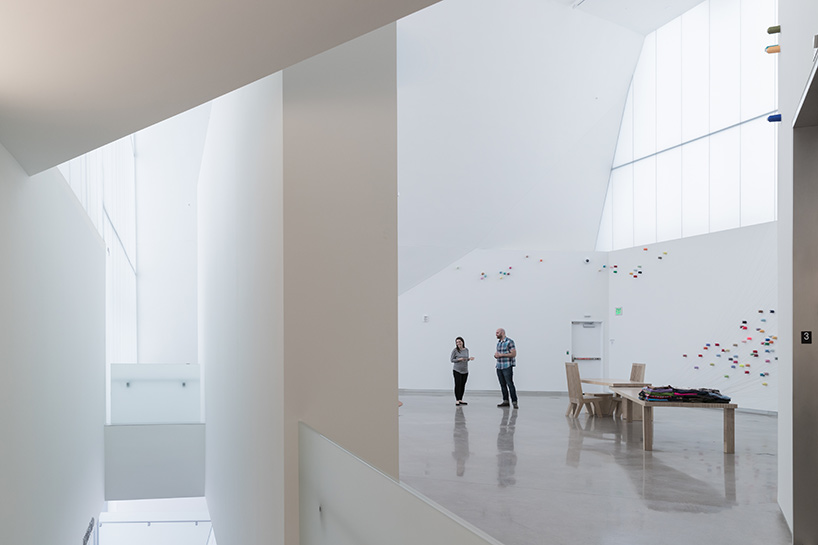 steven holl's institute for contemporary art in virginia designboom