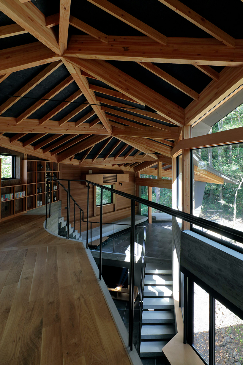 irregular-angled-phase-dance-residence-takeshi-hirobe-tree-japan-designboom-7