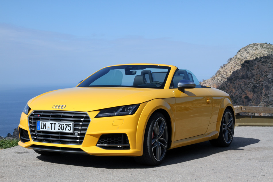 audi-tt-roadster-designboomg13