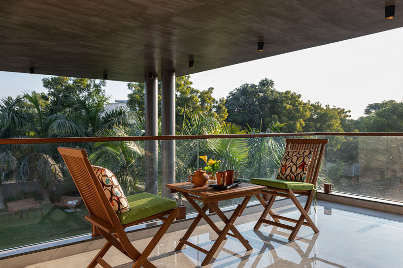 the-grid-architects-pixel-house-india-designboom-18