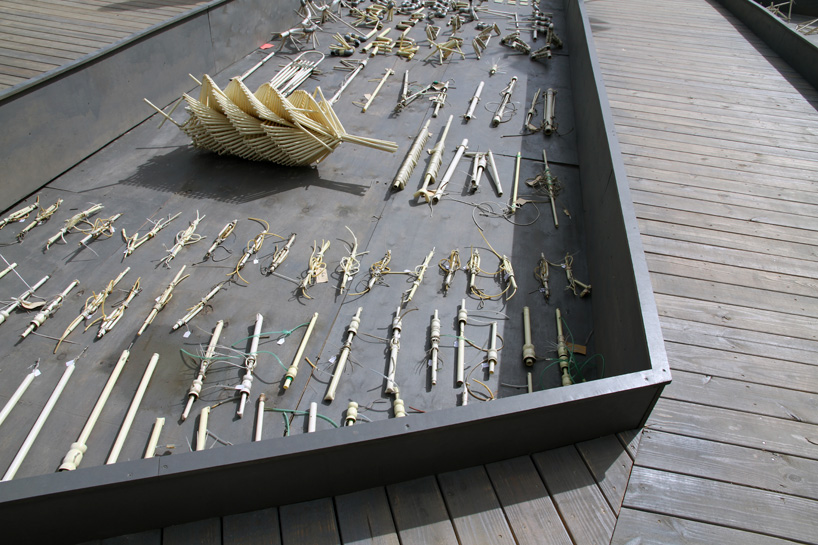 theo jansen\'s strandbeest interpreted by 3D printing at art basel miami beach