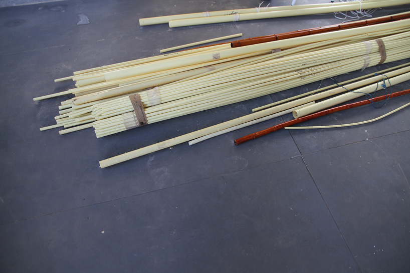 theo jansen\'s strandbeest interpreted by 3D printing at art basel miami beach