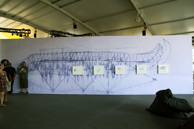 theo jansen\'s strandbeest interpreted by 3D printing at art basel miami beach