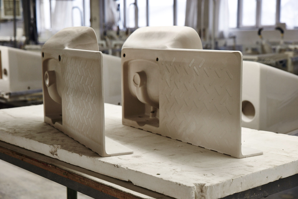 toan nguyen: wall-mounted washbasin for LAUFEN