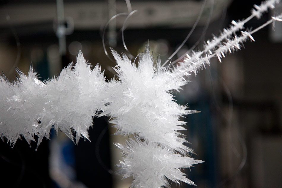 crystals create spider's thread chair by tokujin yoshioka