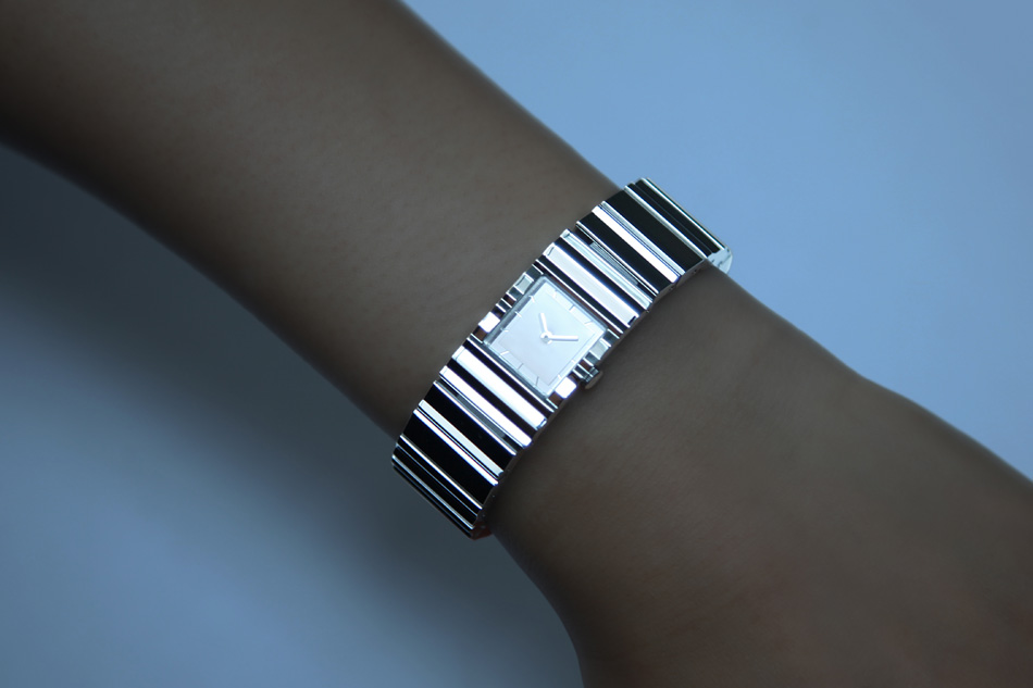 tokujin yoshioka V watch issey miyake