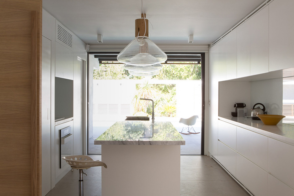 vincent coste architecte maison l2 house saint-tropez designboom