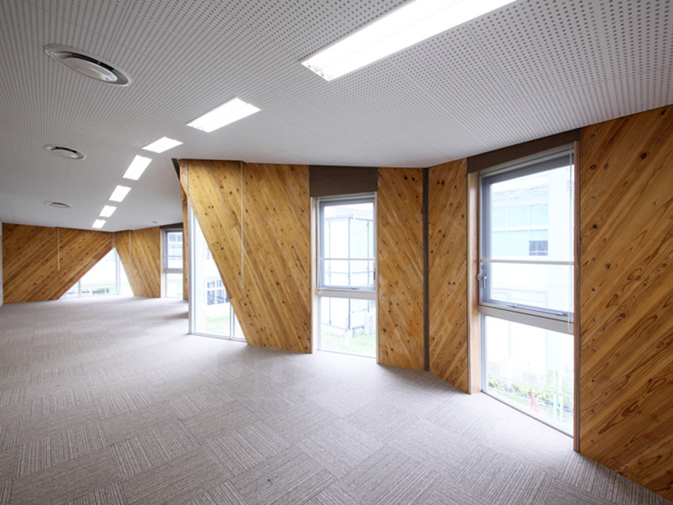 workstation: kuma technical high school administrative bldg.