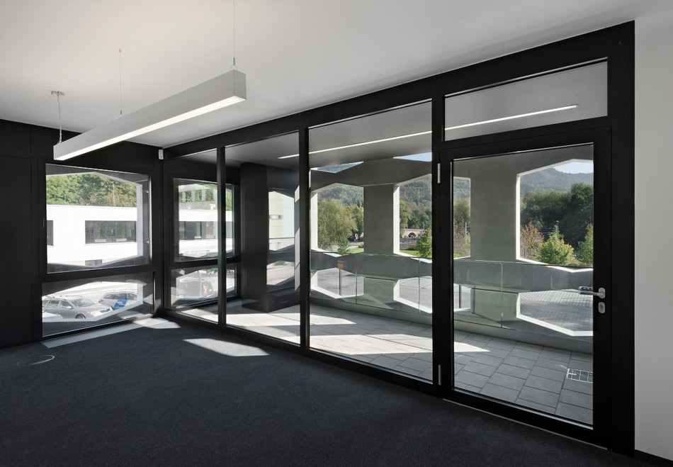 wurm wurm neutrabuilding jena germany designboom