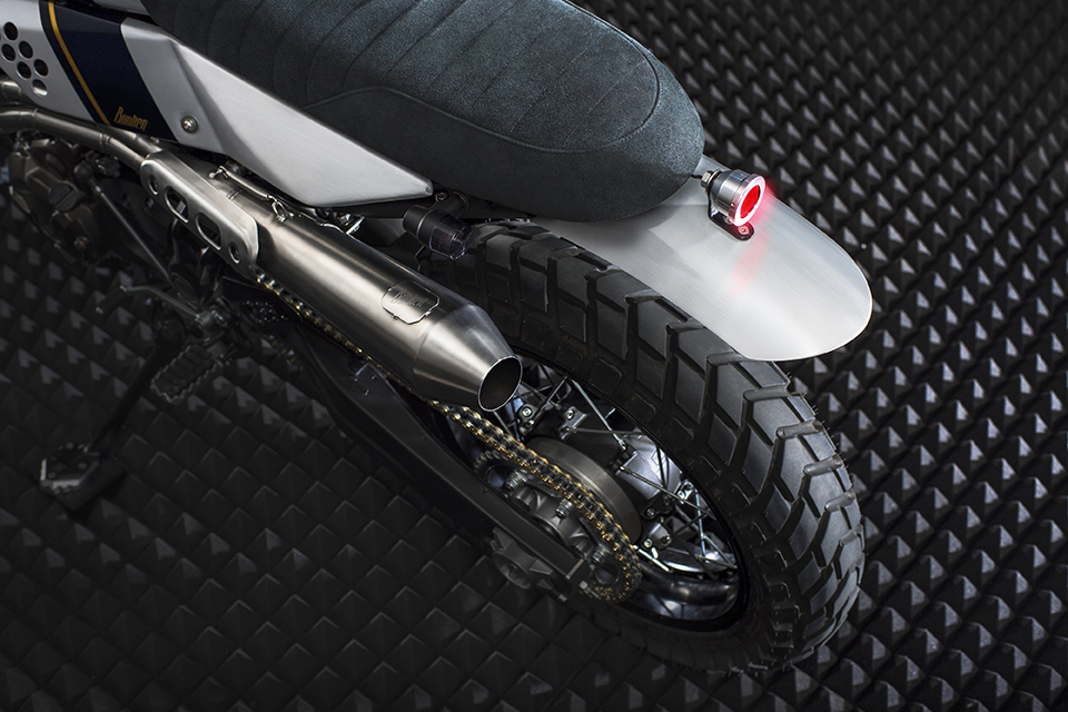yamaha-bunker-custom-xsr700-yard-built-motorcycle-designboom-gallery04