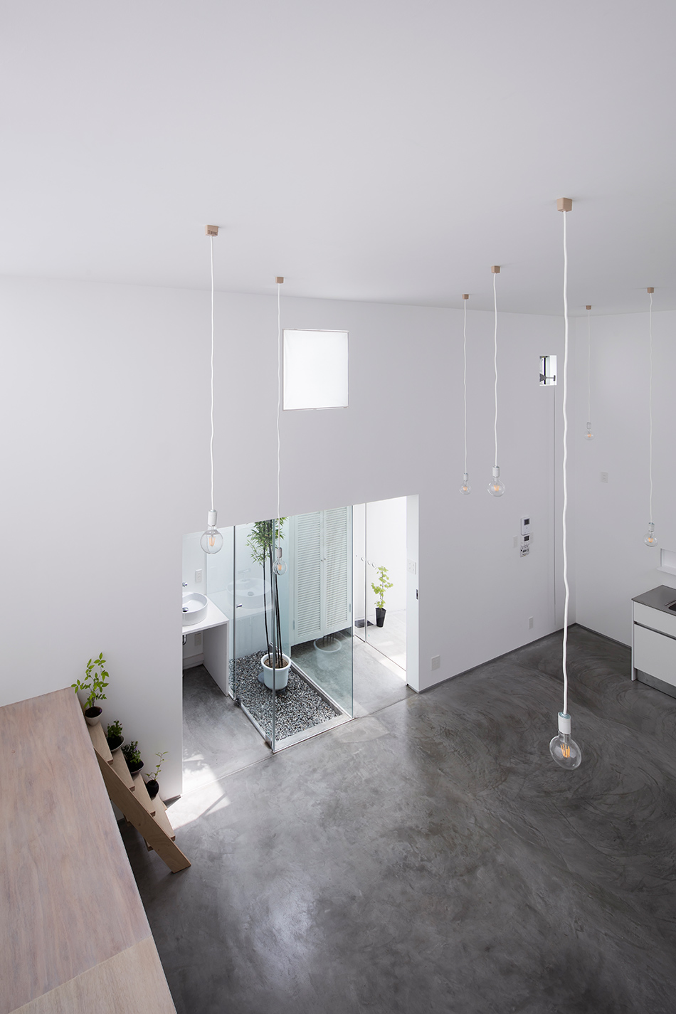 yoshiaki yamashita shoji screen house osaka city japan designboom