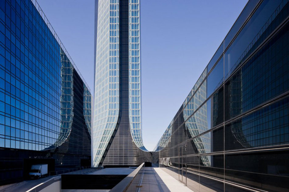 zaha hadid: CMA CGM headquarters tower in marseille