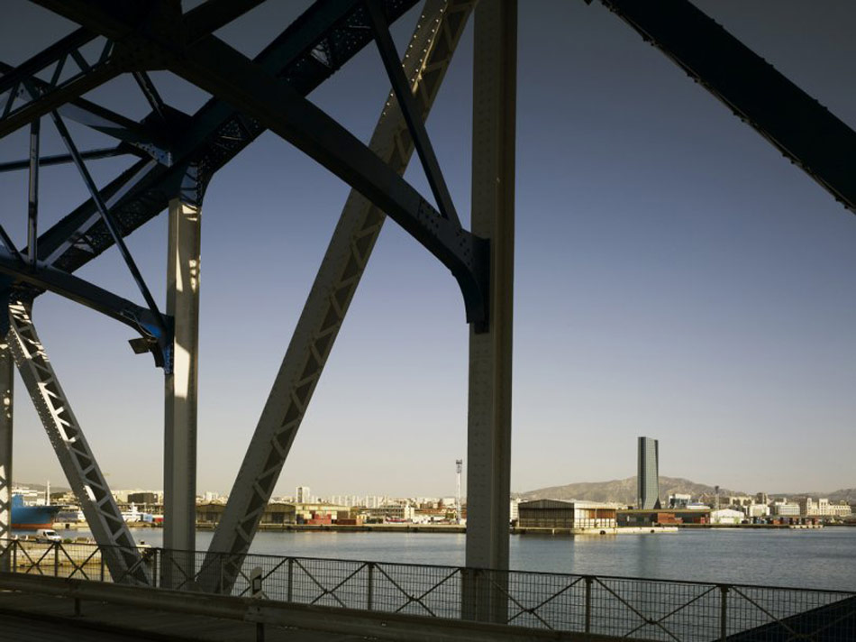 zaha hadid: CMA CGM headquarters tower in marseille