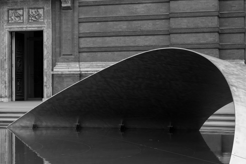 zaha hadid: crest pavilion for melia, london