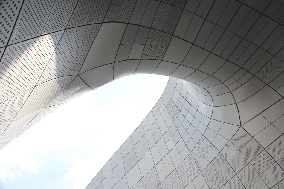 zaha hadid: dongdaemun design park, seoul