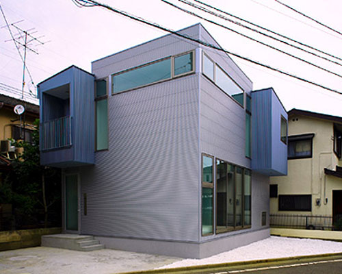 aluminum ring house by atelier tekuto