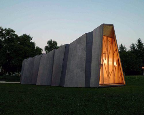 temporary chapel by LOCALARCHITECTURE and danilo mondada