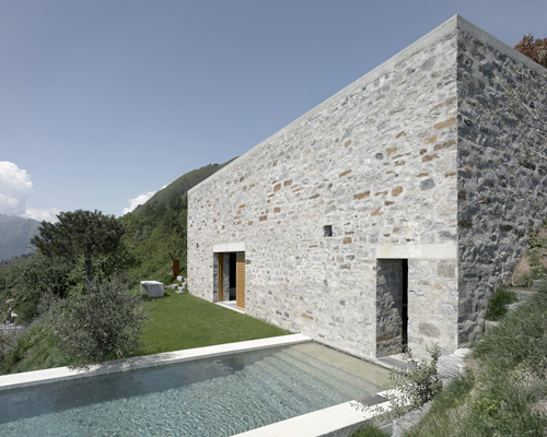 hillside villa by wespi de meuron architects
