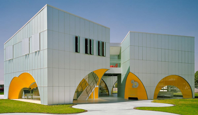 rojkind arquitectos: nestle application group in queretaro, mexico