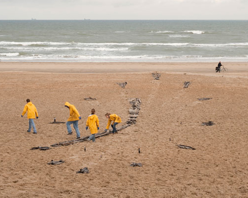 maarten baas: real time zuiderzee clock