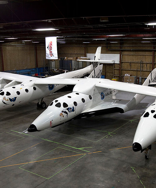 virgin galactic reveals spaceshiptwo, world’s first commercial spacecraft