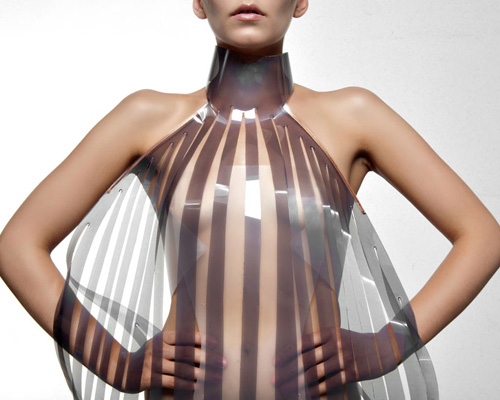 studio roosegaarde forms intimacy dresses from e-foil