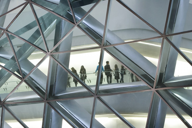 zaha hadid: guangzhou opera house update