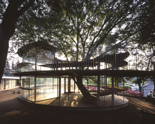 tezuka architects: ring around a tree