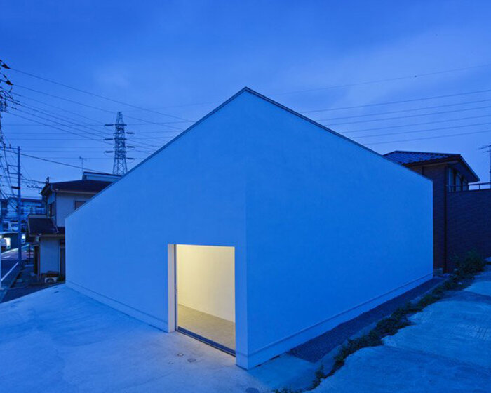 apollo architects and associates: MUR