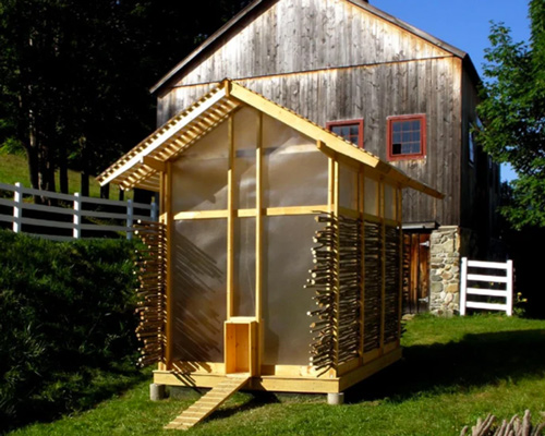 moskow linn architects: chicken chapel in vermont