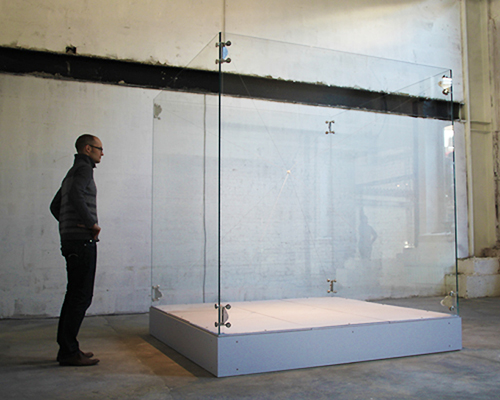 random international: fly at moscow biennial