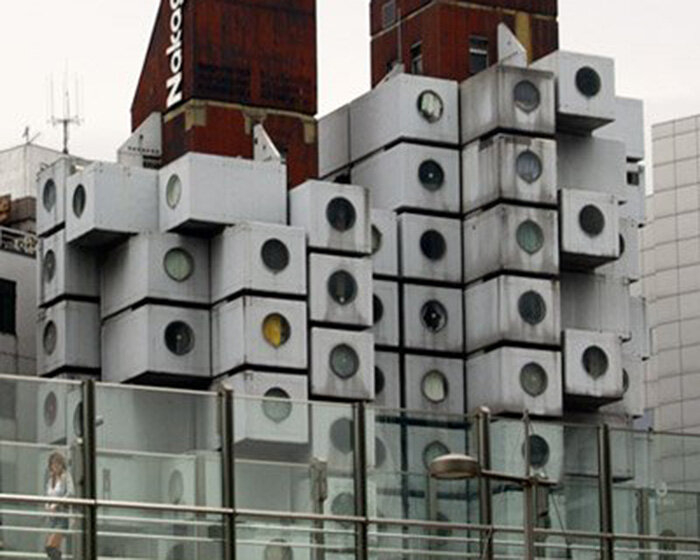 kisho kurokawa: nakagin capsule tower building