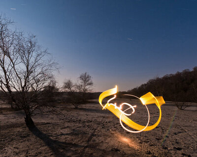 kaalam: light calligraphy