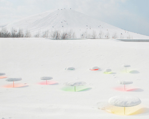 snow pallet installation by toshihiko shibuya
