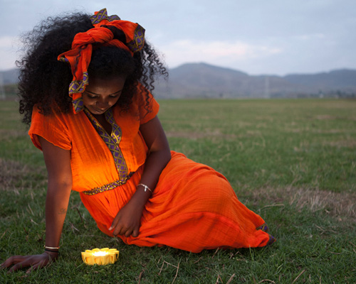 olafur eliasson: little sun solar powered lantern
