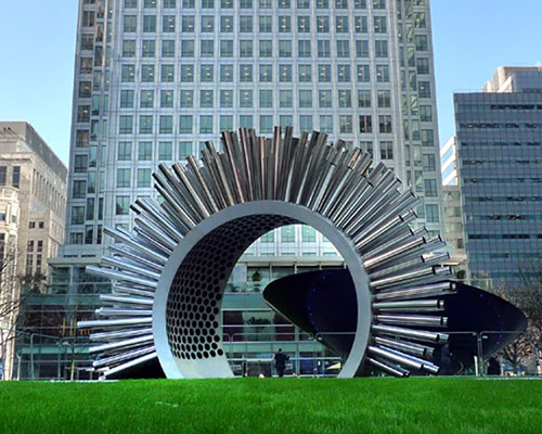 luke jerram: aeolus wind sound sculpture at canary wharf, london
