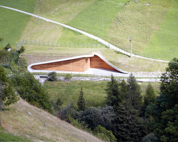 monovolume architecture: hydroelectric power plant punibach