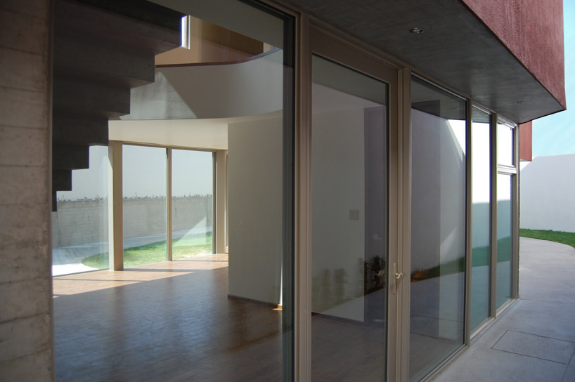 T38 studio: PH4 house, tijuana