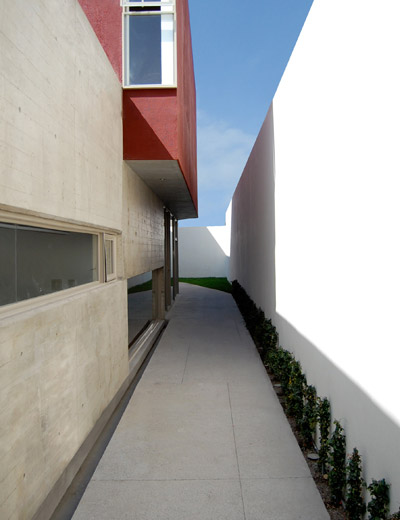 T38 studio: PH4 house, tijuana
