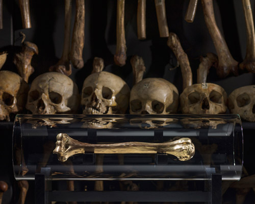 caspar berger uses 3D printer to produce skeletal self portraits