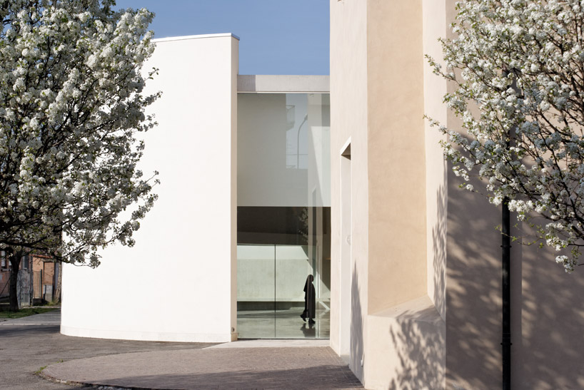 x2 architettura: san floriano di gavassa church