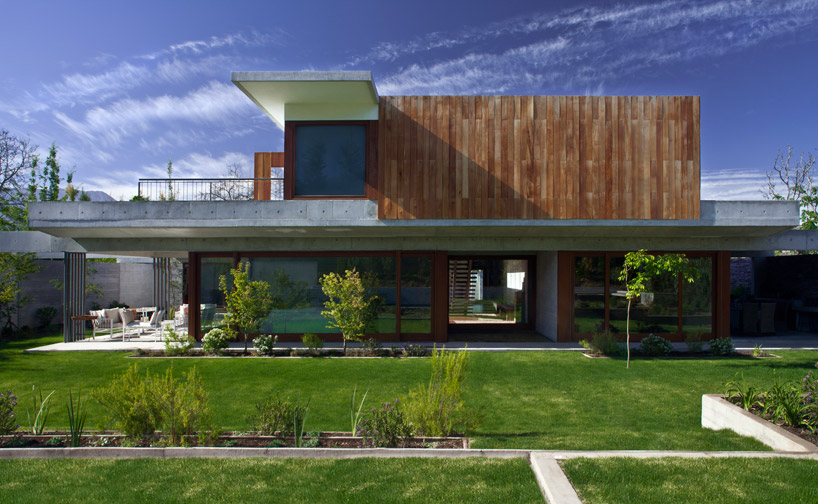 elton + leniz arquitectos: house in la dehesa, chile